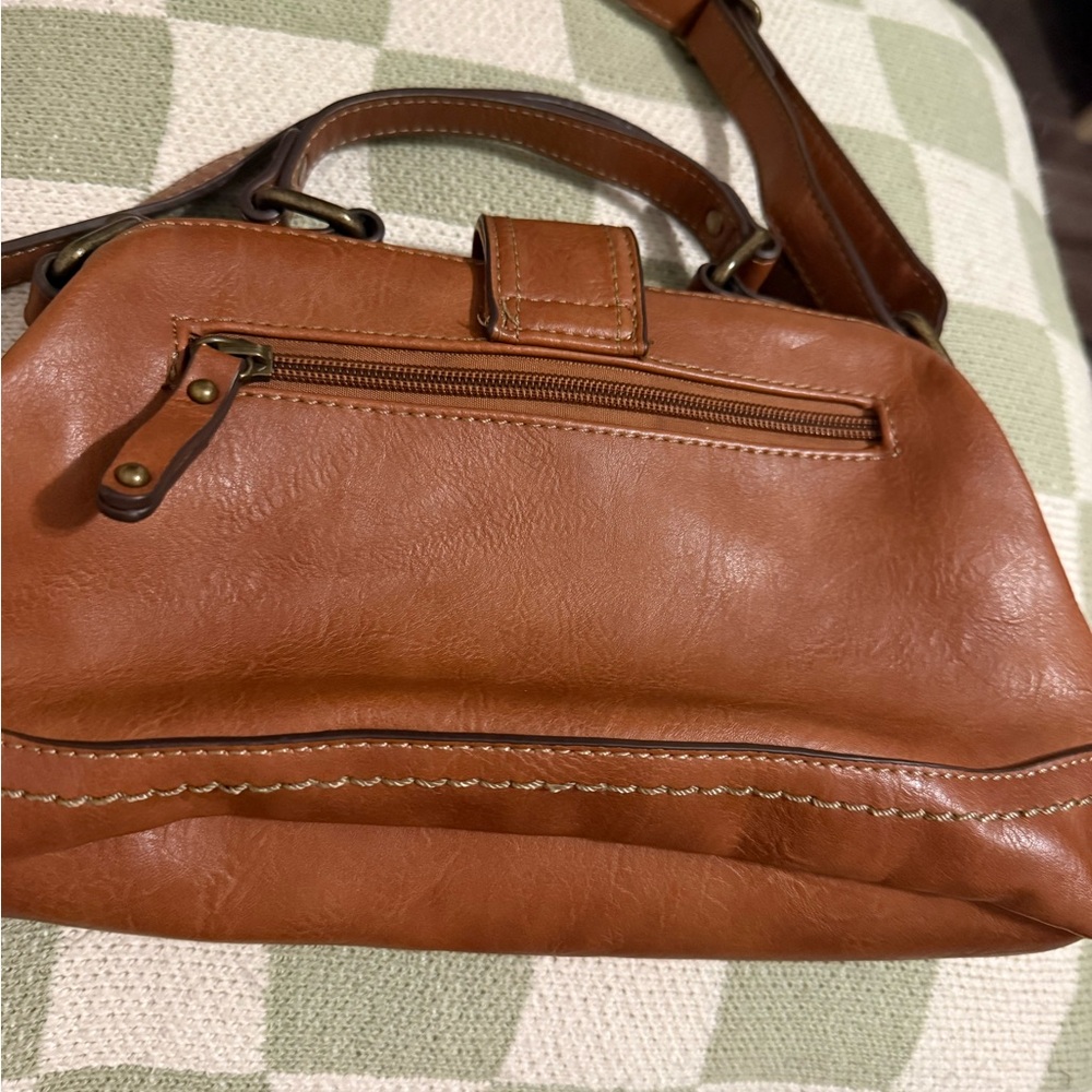 B.O.C. Born Concept Brown Leather Embossed Handbag Crossbody or Handbag - Picture 4 of 9